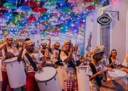Cortejo blocos tradicionais